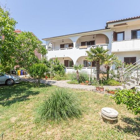 Apartment Beti With Balcony Baška Exteriér fotografie