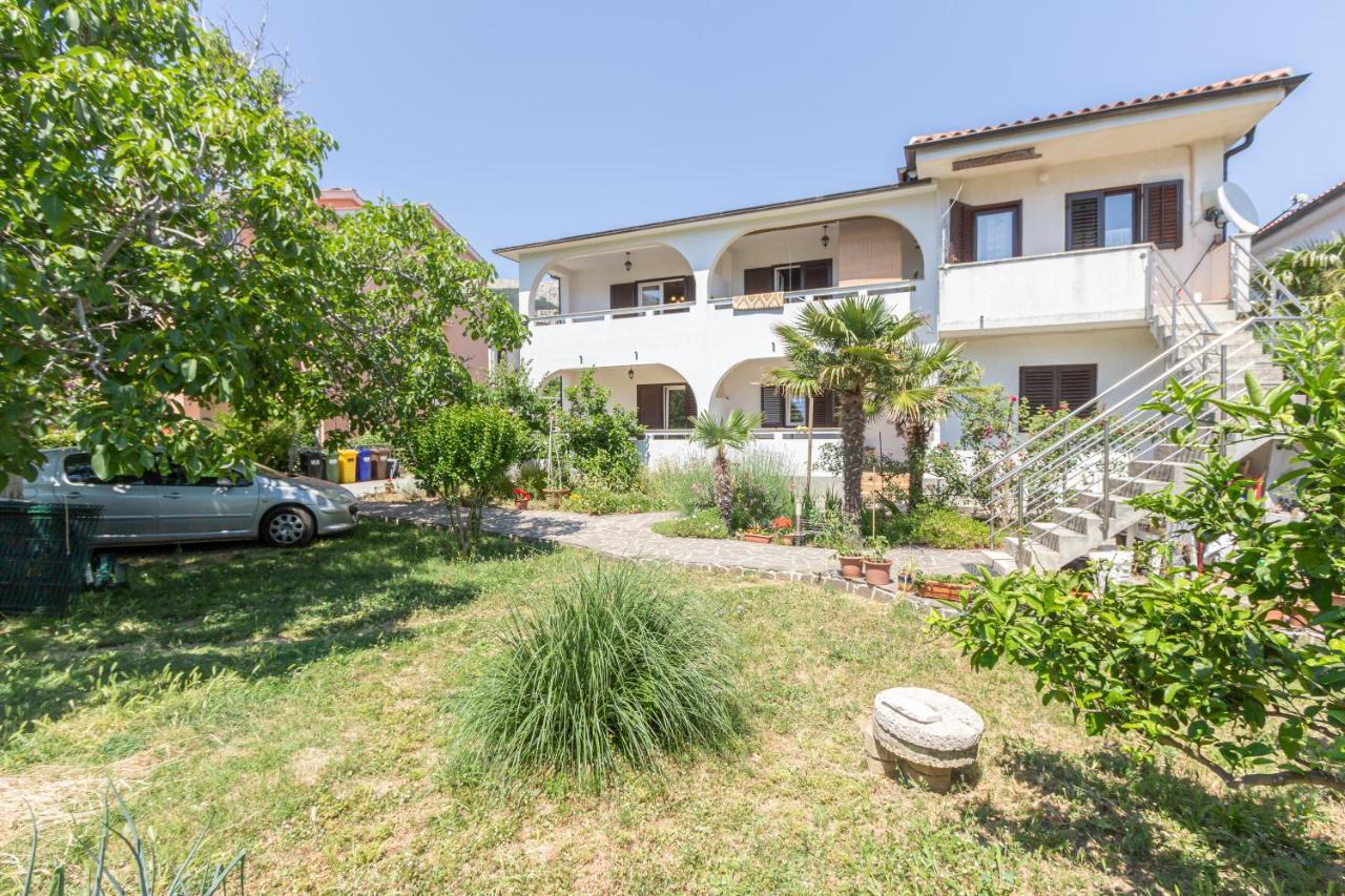 Apartment Beti With Balcony Baška Exteriér fotografie